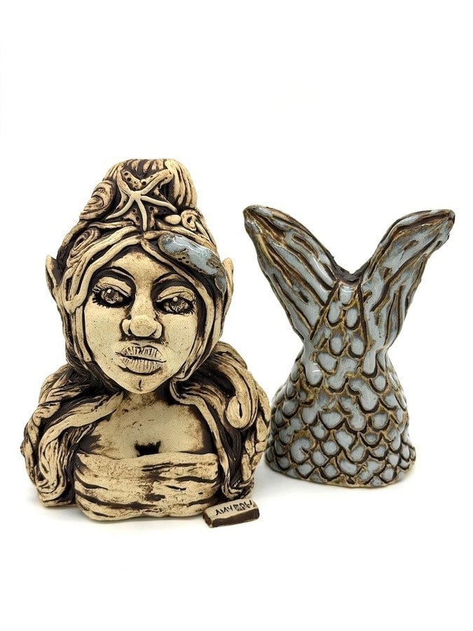 Amy Row - Figurative Sculpture - 6