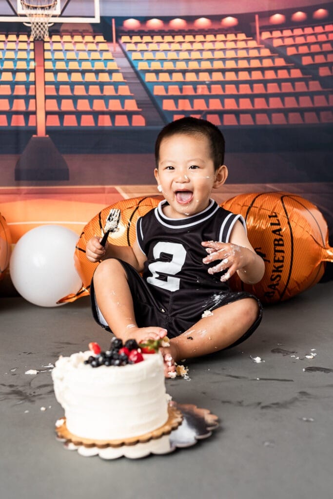 Basketball themed baby boy cake smash photoshoot Farmington CT
