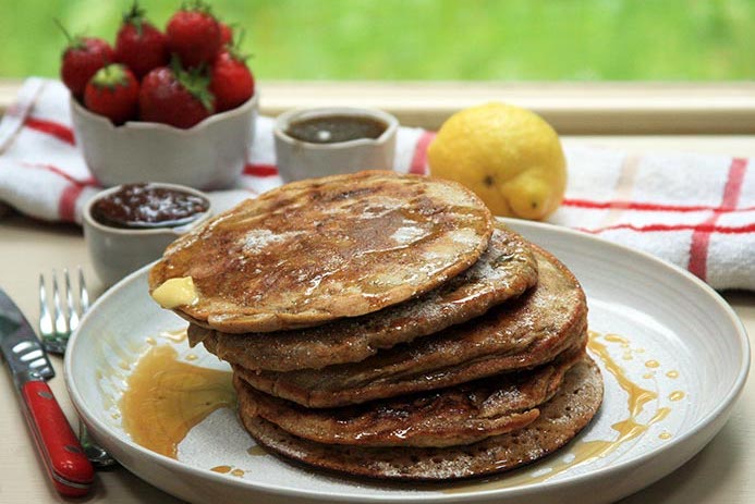 American pancake recipe for fabulous fluffy filling American style pancakes