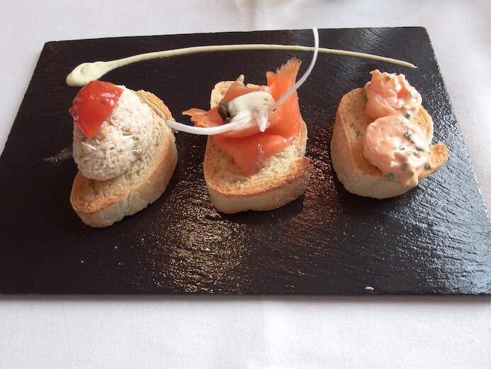 review Seafood crostini