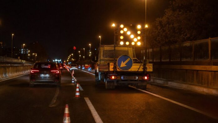 Lavori notturni sulla Tangenziale Est di Roma con restringimento della carreggiata