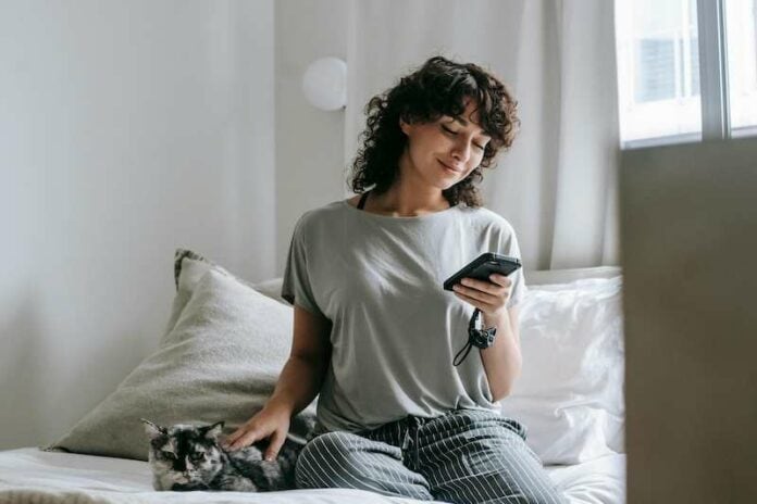 How-to-Send-and-Receive-Text-Messages-on-Microsoft-Outlook-Lite-Android-App
