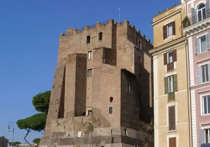 Rione Monti medievale: tour gratis tra torri, vicoli e storie di Roma Rione Monti medievale: tour gratis tra torri, vicoli e storie di Roma