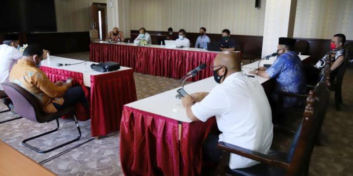Suasana RDP Komisi III DPRD Kepri Dengan PLN Batam