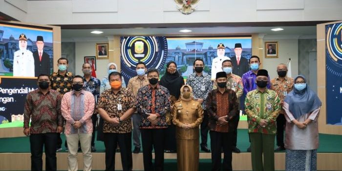 Foto Bersama Usai Pengukuhan