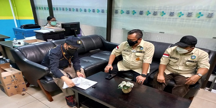 Ketua Komisi III DPRD Kepri, Widiastadi Bersama Anggota Saat di Bandara Hang Nadim Batam