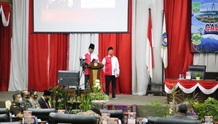 Paslon Nomor Urut 1 Saat Menyampaikan Visi Misi