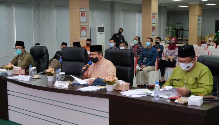 Sekdako Tanjungpinang, Teguh Ahmad Syafari Saat Acara Evaluasi Tahap I terhadap Implementasi Master Plan Smart City
