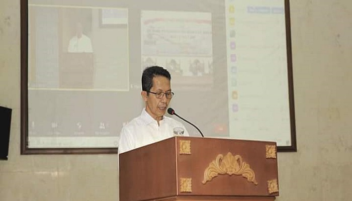 Wakil Wali Kota Batam Amsakar Achmad saat menyampaikan tangggapan atas pandangan fraksi