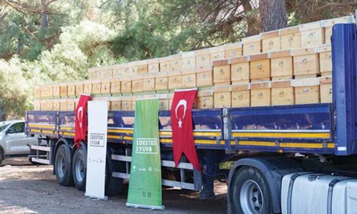 “1 Destek 1 Yuva” kampanyası, İzmir’de afetlerden etkilenen köylere umut oluyor