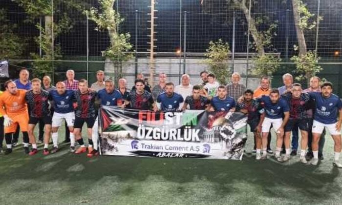 Abalar Köyü’nden Filistin’e destek ve 7-0’lık açılış galibiyeti