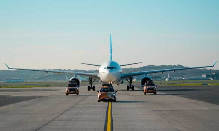 Kuzey Amerika’dan İGA İstanbul Havalimanı’na ilk düzenli uçuş: Air Transat seferlerine başladı