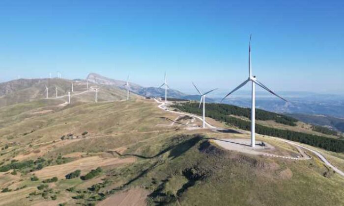 Akfen Yenilenebilir Enerji 802 MW’lık kurulu güce ulaştı