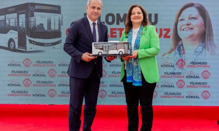 Anadolu Isuzu’dan Afyonkarahisar Belediyesi’ne Novociti Life AT teslimatı