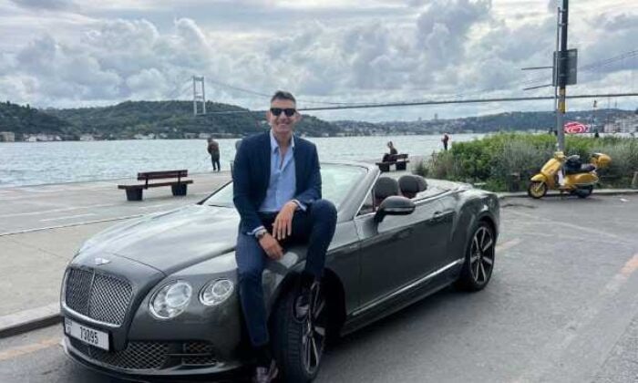 Dubai’den İstanbul’a Bentley ile 8 bin kilometrelik yolculuk