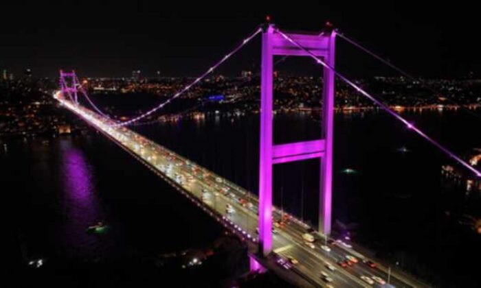Fatih Sultan Mehmet Köprüsü Global Wellness Day’in 14. Yılı için Magenta’ya büründü