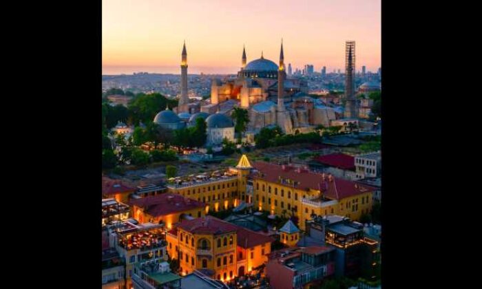 Four Seasons Hotel Istanbul at Sultanahmet Türkiye’nin ‘3 Michelin Key’ile ödüllendirilen ilk ve tek oteli olurken, Four Seasons Hotel Istanbul at the Bosphorus, ‘1 Michelin Key’ alarak başarılarına bir yenisini daha ekledi.