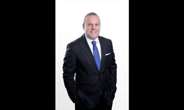 Hakan Şişik: Konut satışları hem geçen aya göre hem de geçtiğimiz yılın aynı ayına göre artış gösteriyor.