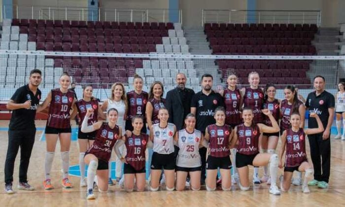 arsaVev’in desteğiyle Hatay Voleybol Spor Kulübü adım adım 1. Lig’e yürüyor