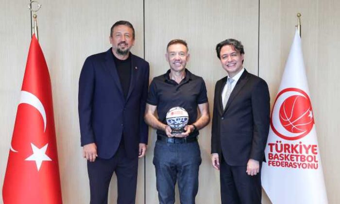Koray GYO’dan TBF Başkanı Hidayet Türkoğlu’na ziyaret