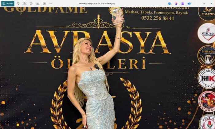 Avrasya Ödülleri’nde yıldızlar geçidi!  Maria Titievskaya gecenin parlayan isimi oldu