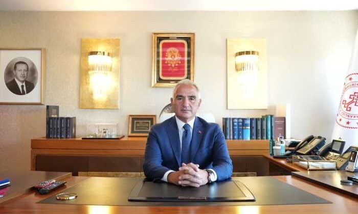 Bakan Ersoy: “Orta nefteki mozaik döşemesinin tamamı da henüz ortaya çıkarılmış değil! Kazılarımız sürüyor”