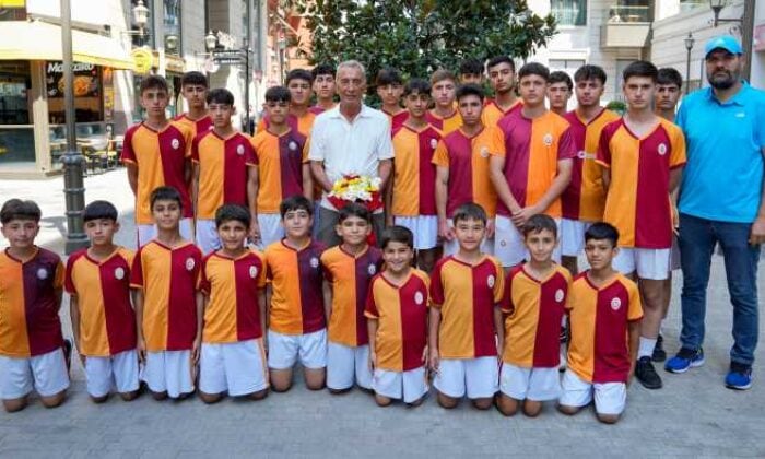 Polat Vakfı, Galatasaray Nusaybin Spor Okulları öğrencilerini İstanbul’da ağırladı