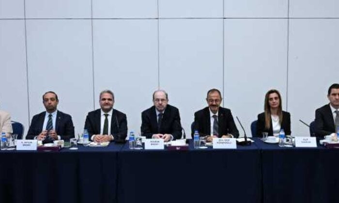 TOBB Çimento Meclisi Başkanlığına Adil Sani Konukoğlu seçildi