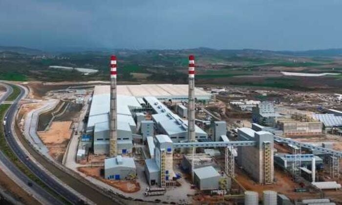 Şişecam en büyük düz cam tesisi yatırımını tamamladı