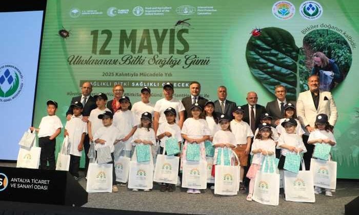 Uluslararası Bitki Sağlığı Günü’nde pestisit kalıntıları, biyolojik mücadele ve sürdürülebilirlik tartışıldı