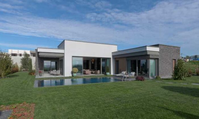 Yeşilyaka Bahçe’de hemen teslim villalar