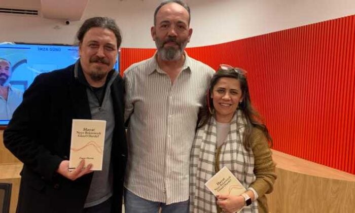 Oyuncu Ömer Duran ilk kitabını ‘içini dökerek’ yazdı