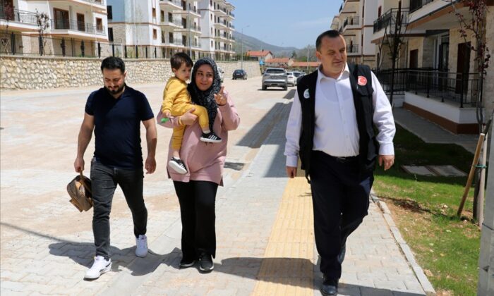 TOKİ, sosyal konut teslimatlarına devam ediyor