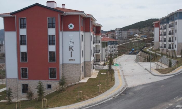Konya Beyşehir’de 106 sosyal konutun teslimatı başladı