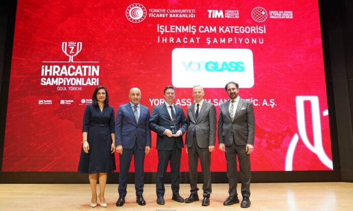 Yorglass’ın ihracattaki başarılarına TİM’den çifte ödül