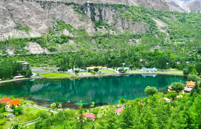 Shangrila Lake, Skardu