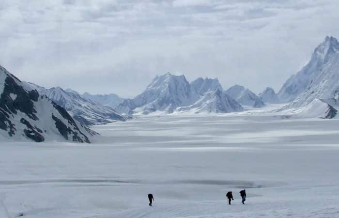 Snow lake and Hispar La trek