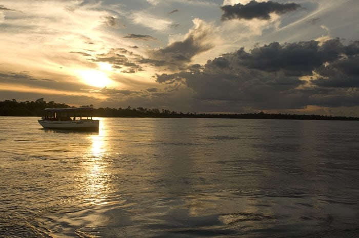 sunset cruise_ilala lodge