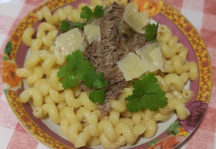 Pâtes au confit de canard