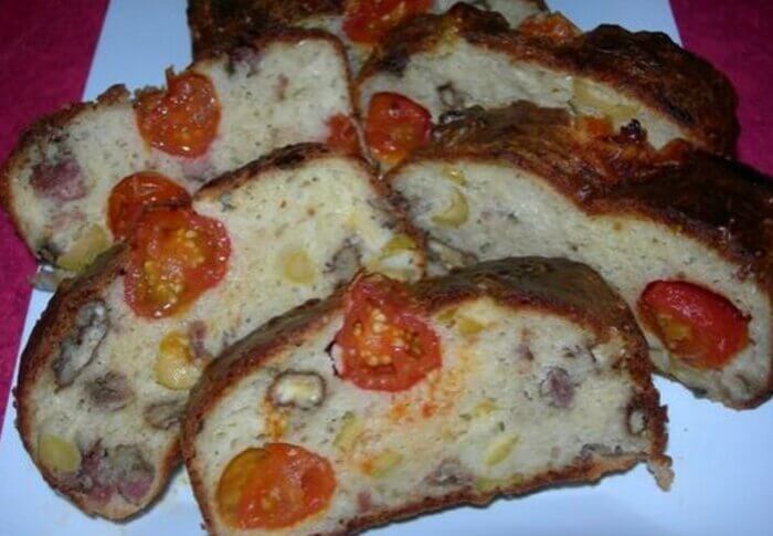 Cake au saucisson