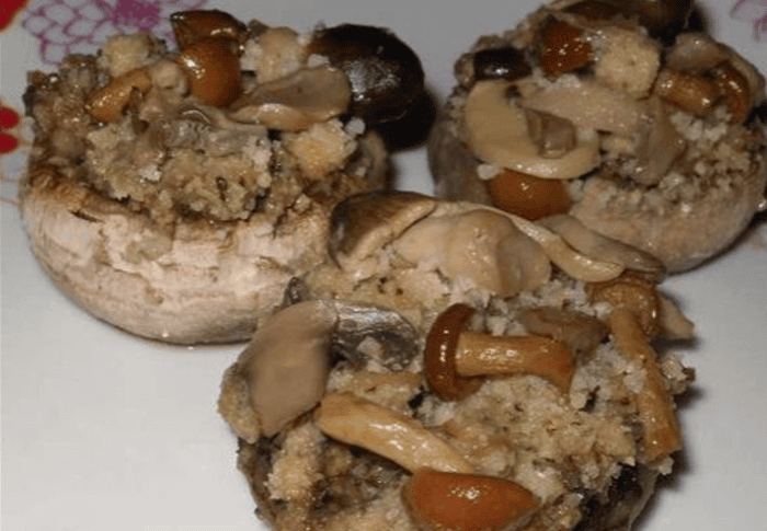 Champignons farcis aux champignons
