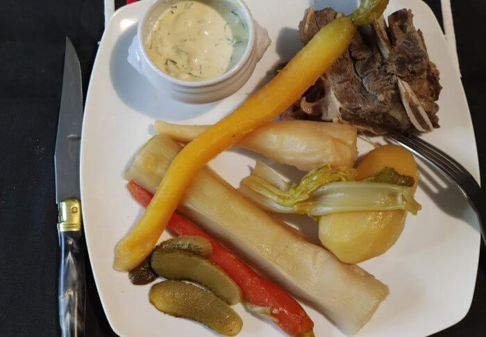Pot au feu et sa sauce qui dépote