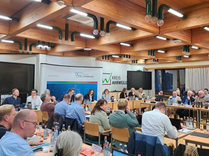 Kreistagssitzung Haushalt 2026_KVAW_Macht | Kreisverwaltung Ahrweiler Kreistagssitzung Haushalt 2026