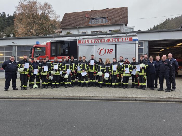 Feuerwehrgrundausbildung_Jan 2026_KVAW | Kreisverwaltung Ahrweiler Feuerwehr Grundausbildungslehrgang Adenau Januar 2026