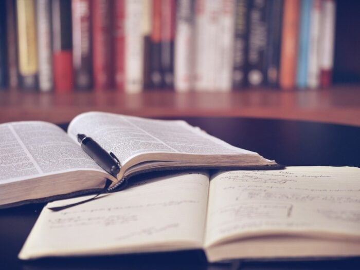 Bücher_Schulbuchausleihe_lil foo_pixabay | Kreisverwaltung Ahrweiler