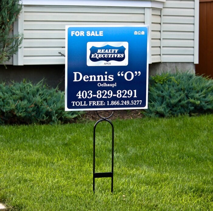 Heavy Duty 10mm Coroplast Step Stakes