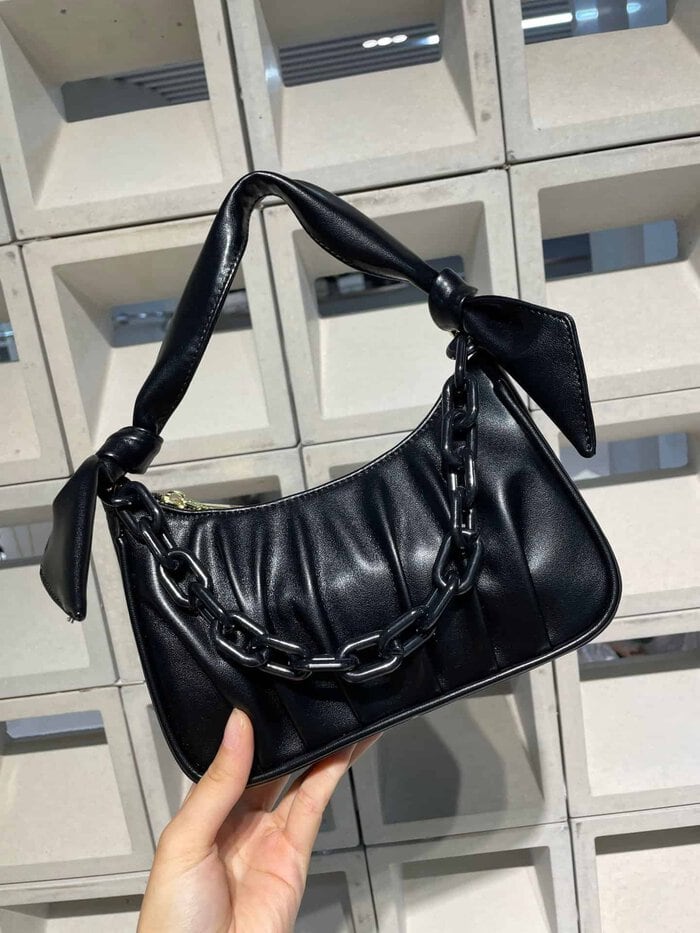 Cloud Shape Pleated Bag - Image 2