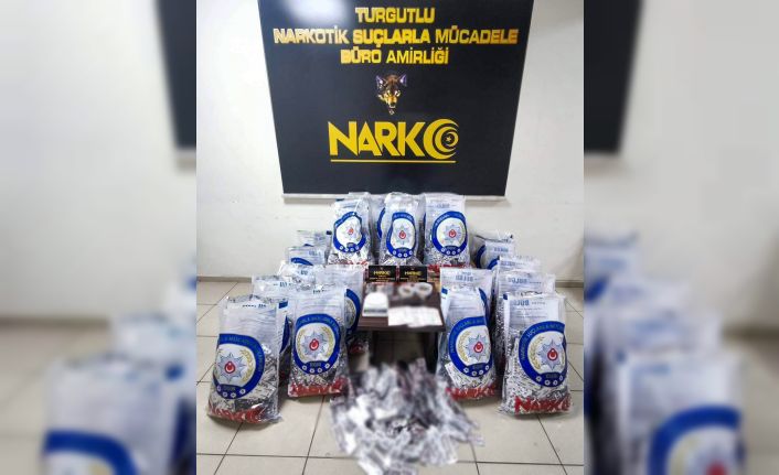 Turgutlu’da 83 bin sentetik ecza ele geçirildi