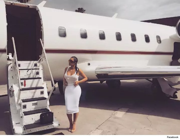 10 Celebrities with Awesome Private Jets