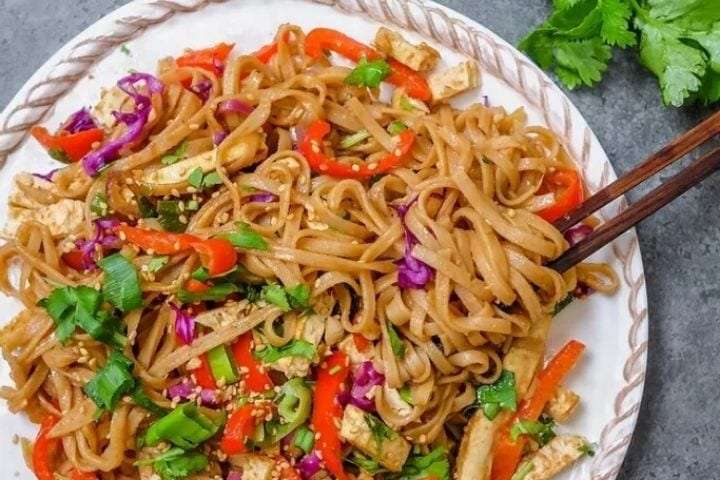 Stir Fry With Peanut Sauce